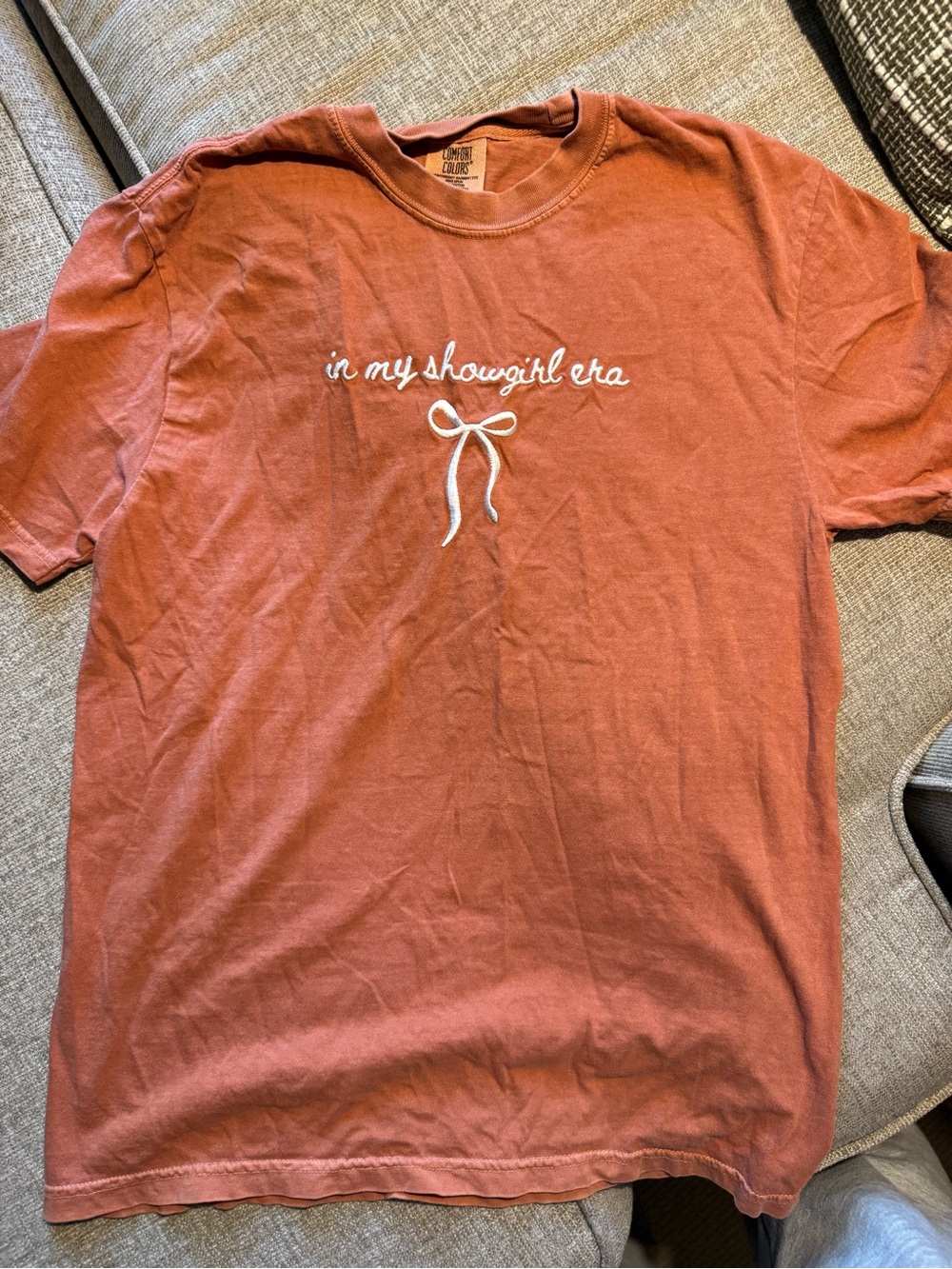 Comfort Colors Small Rust Graphic Crewneck T-Shirt - "in my showgirl era"